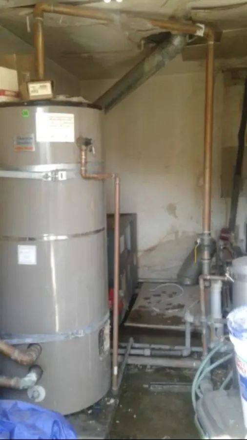 Commercial tank water heaters installed by Water Heater Man